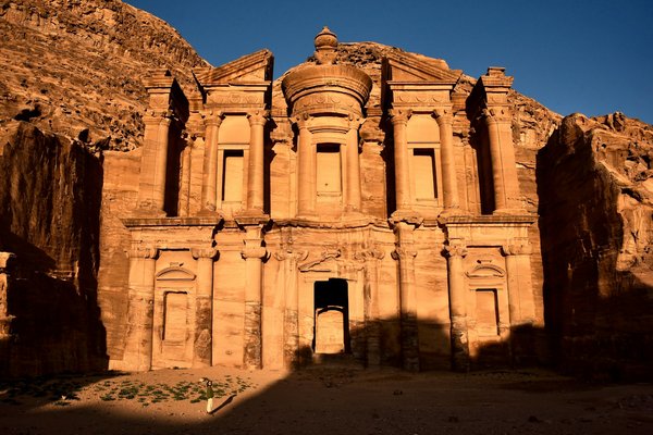 Quels sont les secrets pour une visite réussie de la Cité Perdue de Petra en Jordanie?